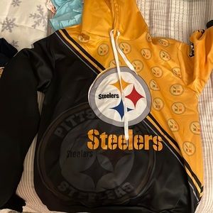 Pittsburgh Steelers sweatshirt